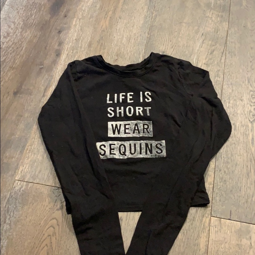 Black crop top